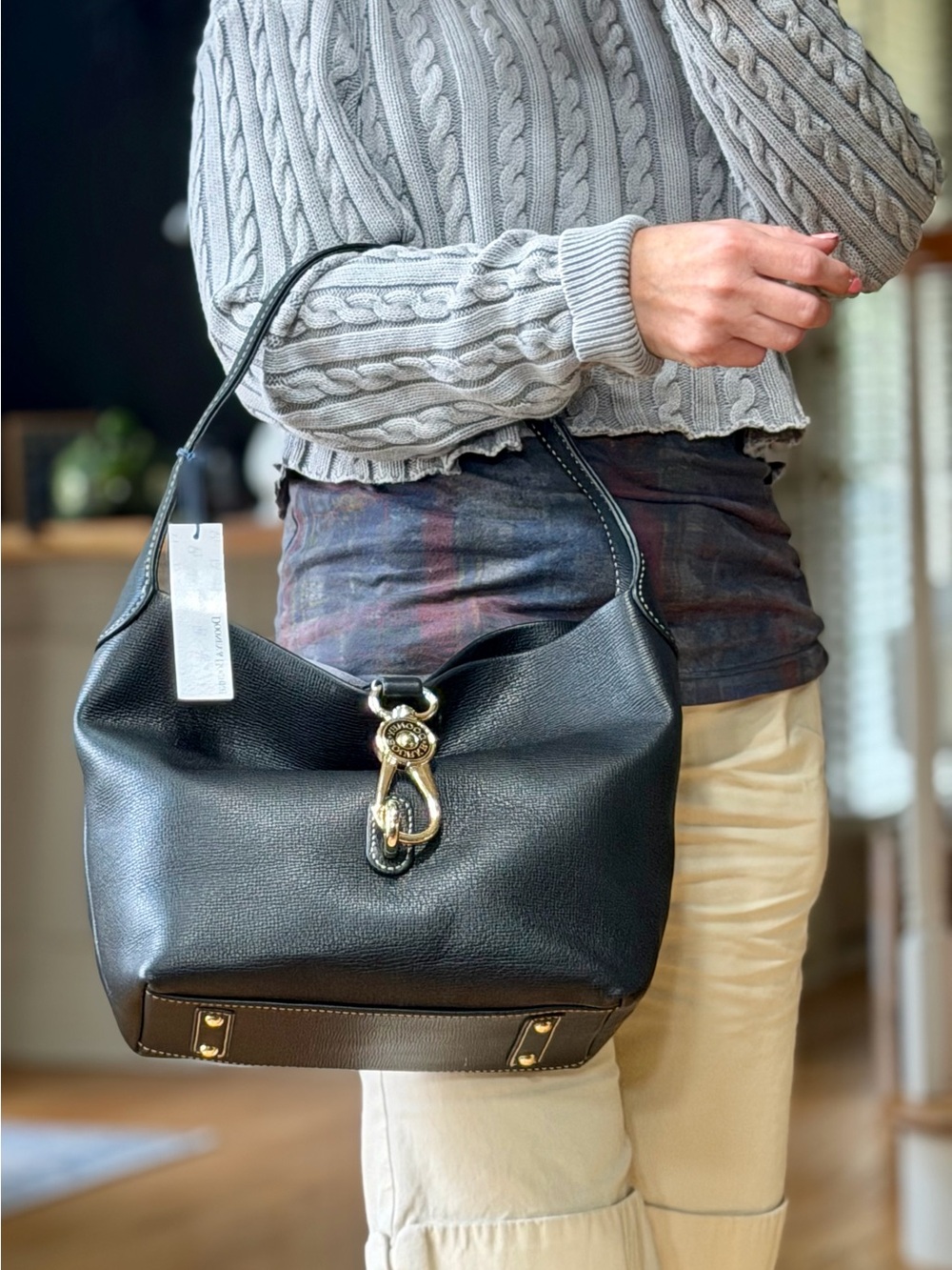 Dooney‎ & Bourke Classic Sorrento Logo Lock Sac Black Leather Hobo NWT - Picture 3 of 15